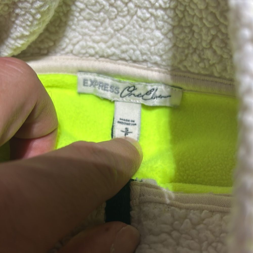 Express Fuzzy Sherpa - Picture 5 of 6